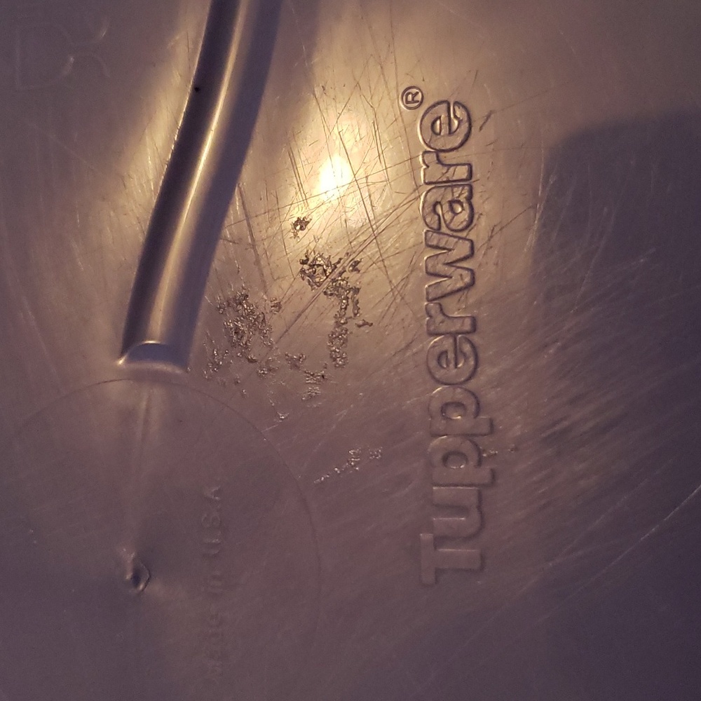 Tupperware vtg container - Picture 3 of 5